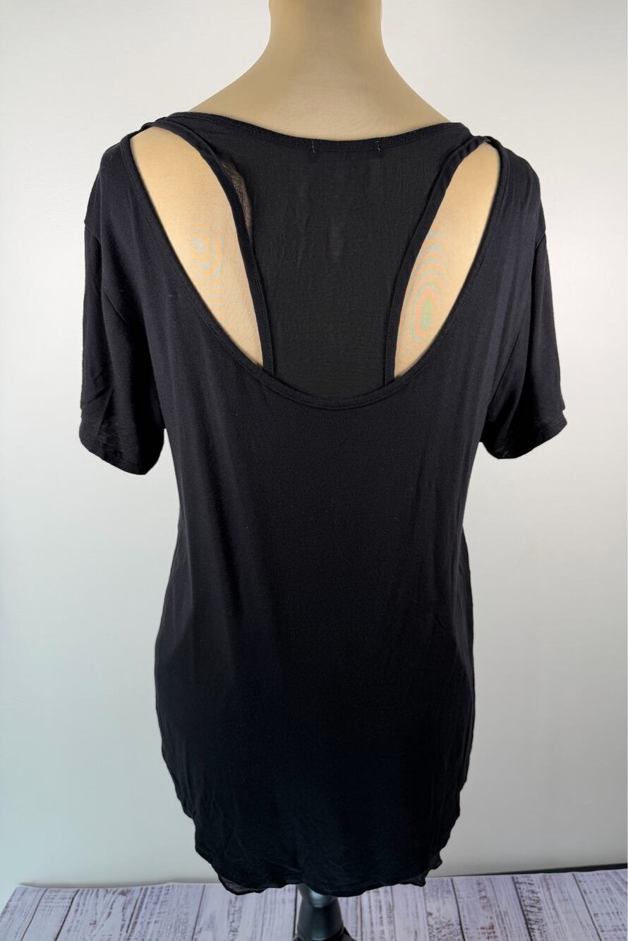 Kim & Cami Womens Strappy Cutout Back Tee M Black Mesh Trim High Low Hem Top